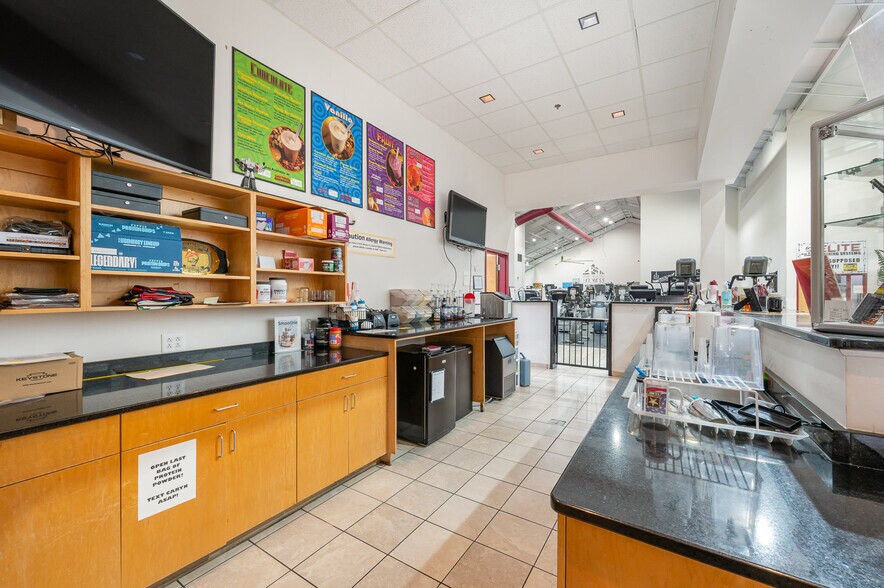 More Photos Of 10030 Callabridge Ct, Charlotte Freestanding For Sale