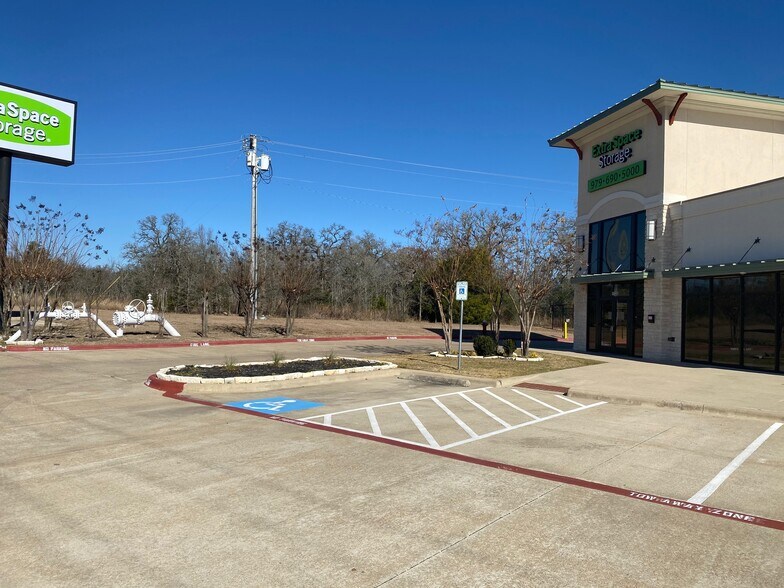 Primary Photo Of 17333 State Highway 6 S, College Station Self Storage For Lease