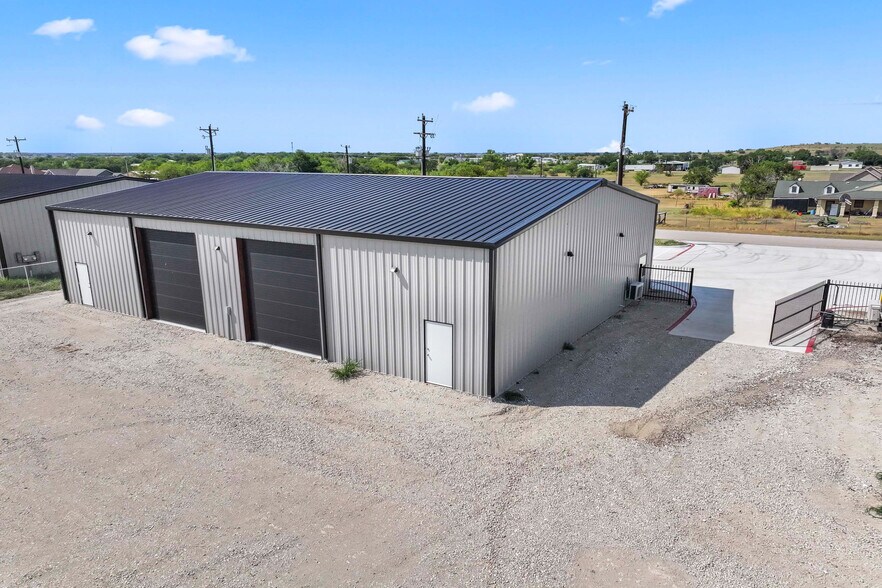 More Photos Of 2036 Seaborn Road Building 3 Suite A, Ponder Warehouse For Lease