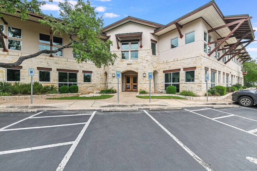 More Photos Of 3821 Juniper Trace, Bee Cave Loft Creative Space For Sale