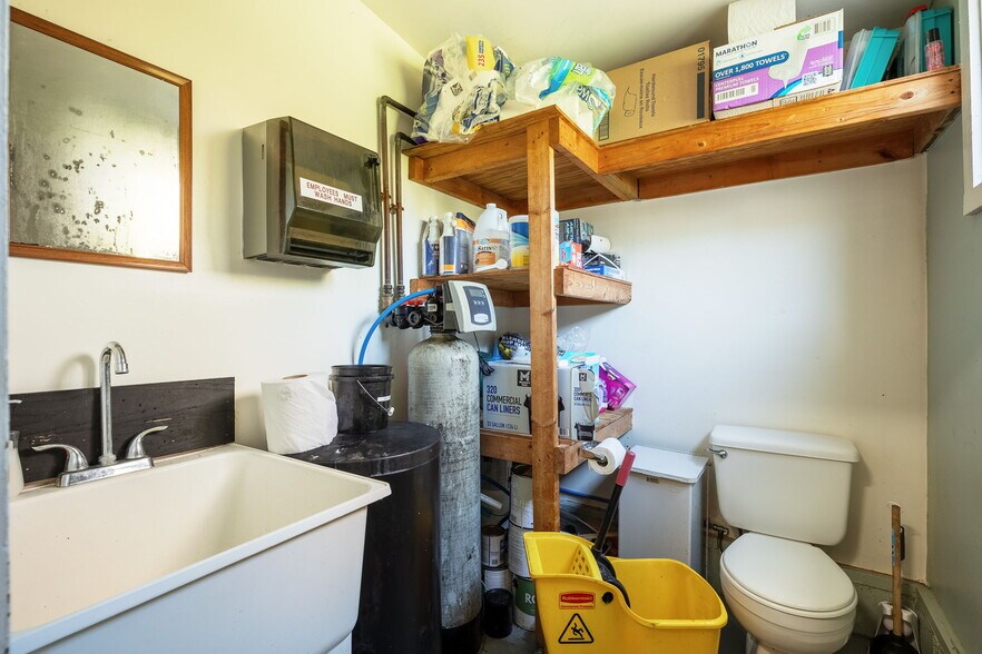 More Photos Of 7641 State Route 3, Henderson Restaurant For Sale