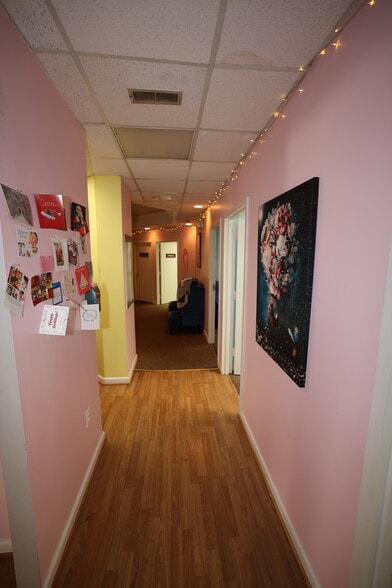 More Photos Of 19500-19536 Doctors Dr, Germantown Medical For Sale