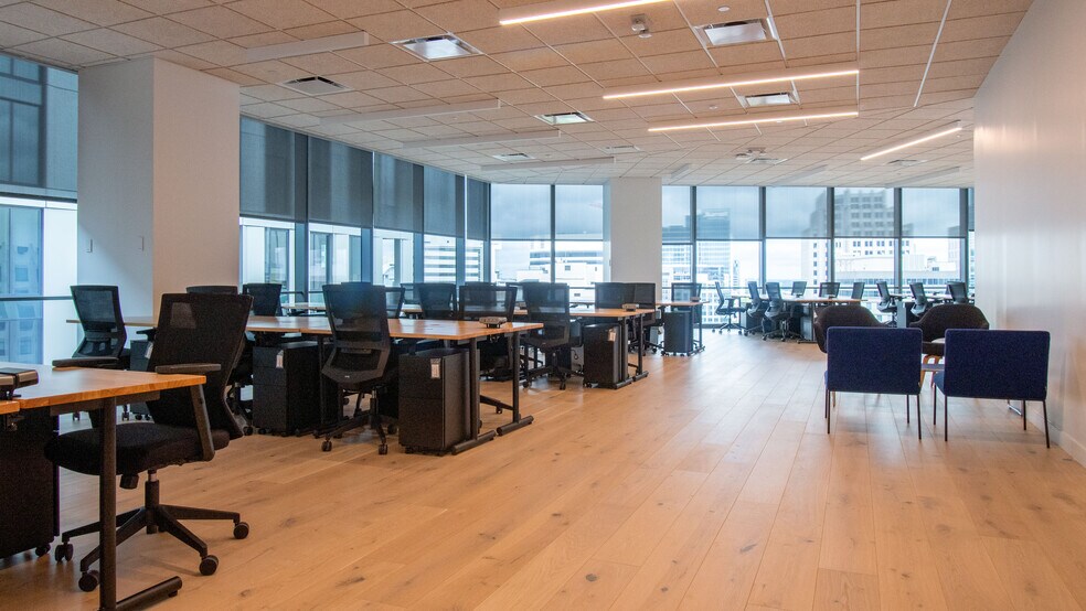 More Photos Of 7272 Wisconsin Ave, Bethesda Office For Sale