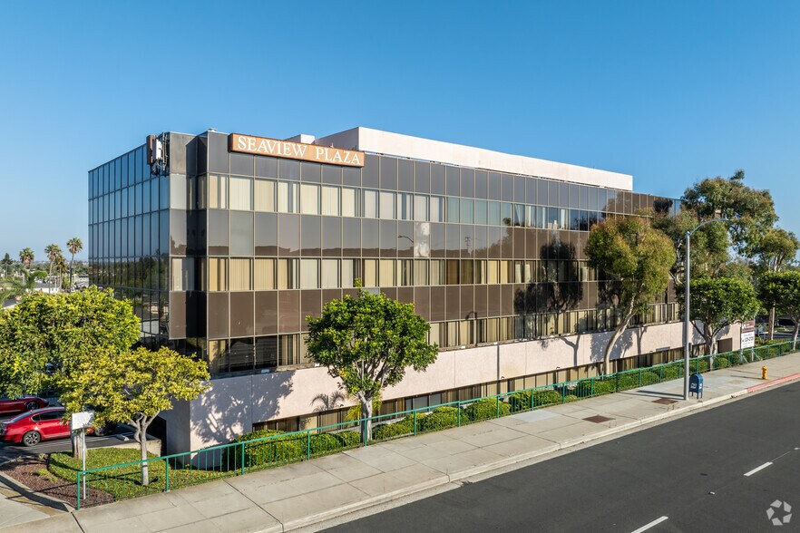 Primary Photo Of 20422 Beach Blvd, Huntington Beach Office For Sale