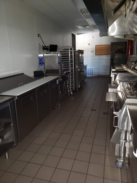 More Photos Of 229 Heritage, Lone Grove Fast Food For Sale