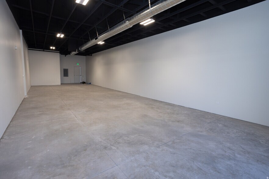 More Photos Of 385 S Main St, Richfield Storefront For Lease