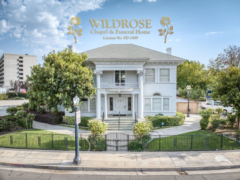 Primary Photo Of 916 E Divisadero St, Fresno Funeral Home For Sale