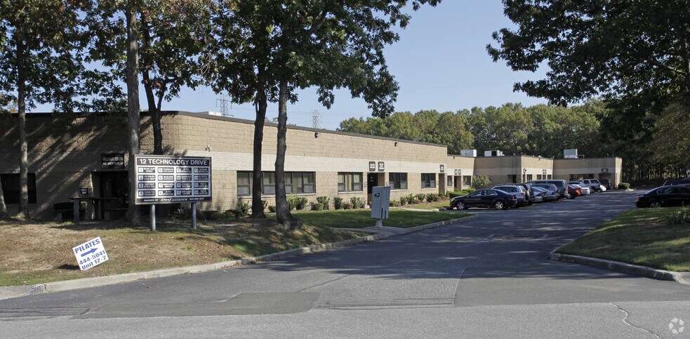 Primary Photo Of 10 Technology Dr, Setauket Warehouse For Lease