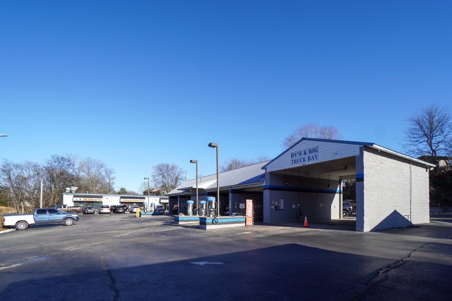 More Photos Of 821 Boyds Creek Hwy, Seymour Self Storage For Sale