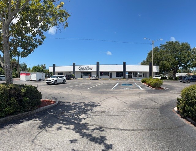 Primary Photo Of 14268 Walsingham Rd, Largo General Retail For Lease