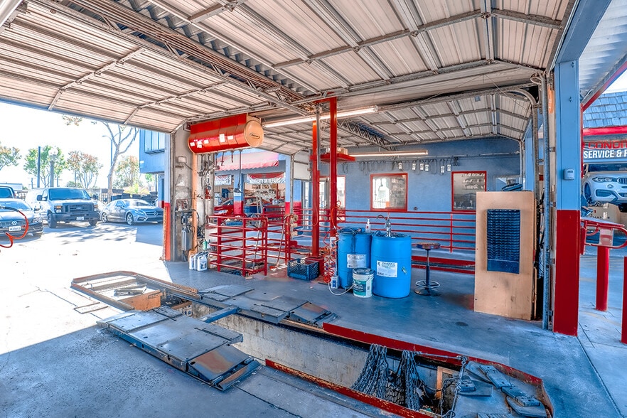 16801 Hawthorne Blvd, Lawndale, CA 90260 Auto Repair For Sale