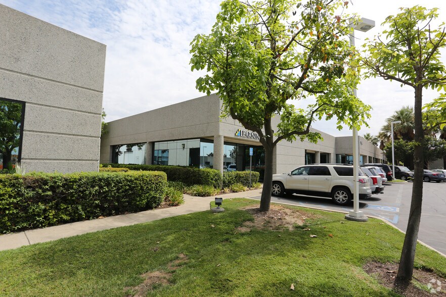 More Photos Of 10602 Trademark Pky N, Rancho Cucamonga Unknown For Lease