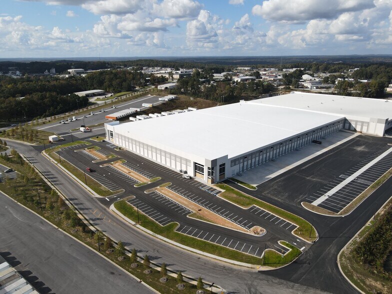 More Photos Of 7600 Wood Rd, Douglasville Distribution For Lease