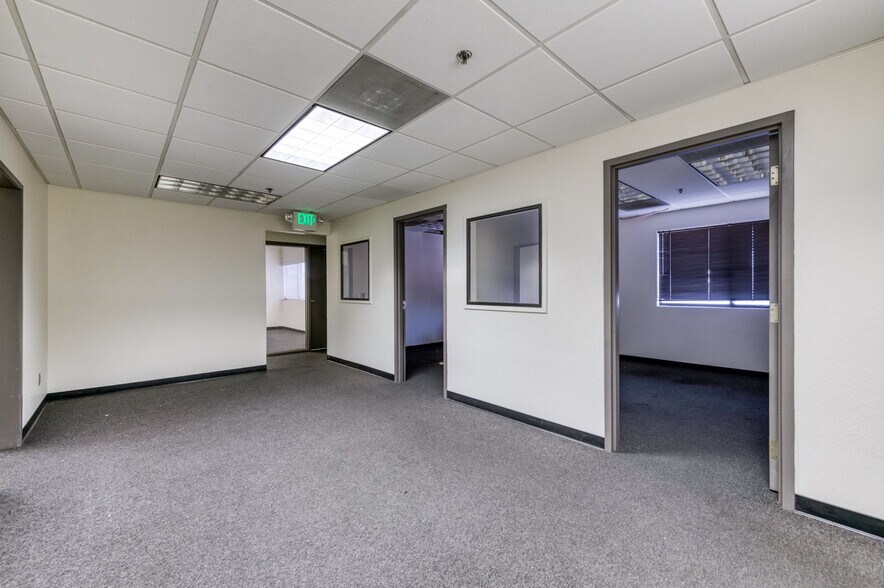 More Photos Of 5333 N Cornelia Ave, Fresno Warehouse For Sale