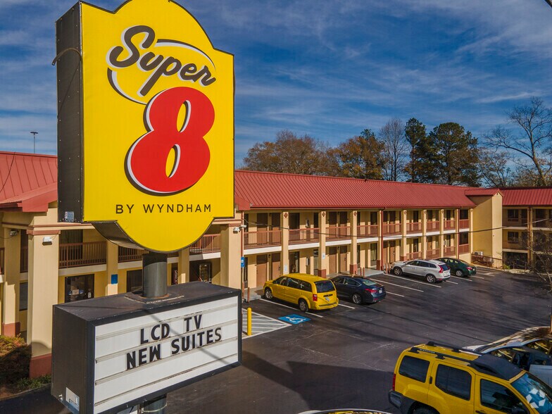 More Photos Of 917 Church St, Decatur Hotel For Sale