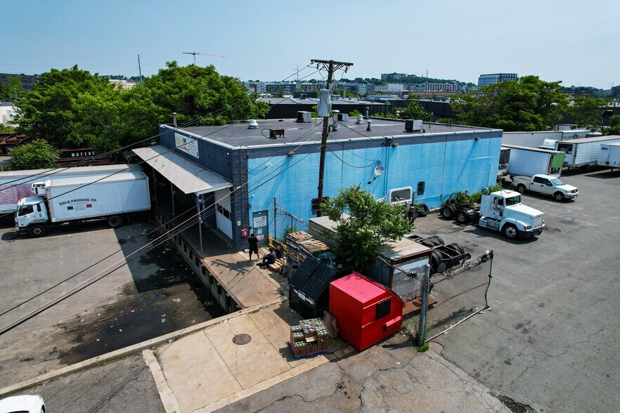 More Photos Of 85 Market St, Chelsea Warehouse For Sale