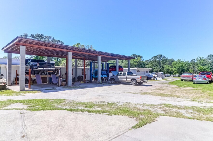 More Photos Of 3188 River Rd, Johns Island Specialty For Sale