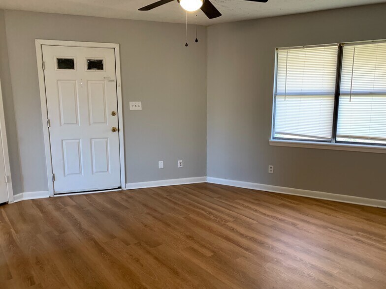 More Photos Of 5745 Horton Ave, Jackson Apartments For Sale