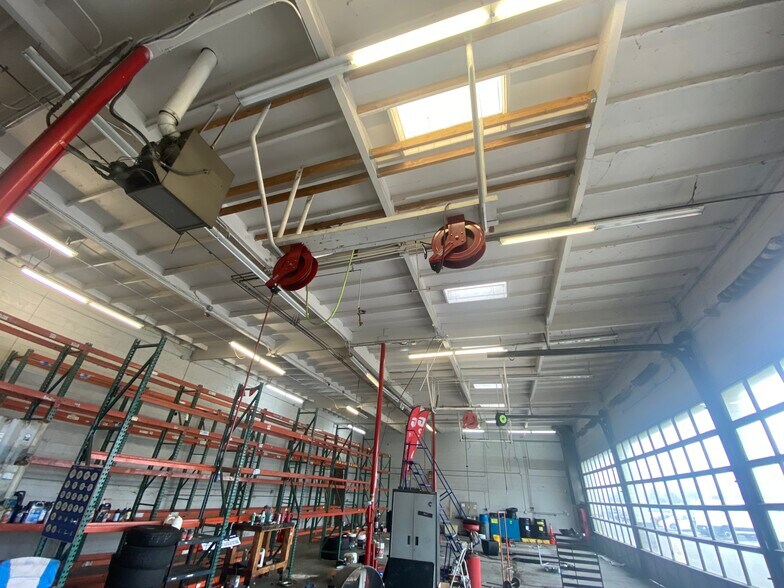 More Photos Of 2259 Sunrise Blvd, Rancho Cordova Auto Repair For Lease