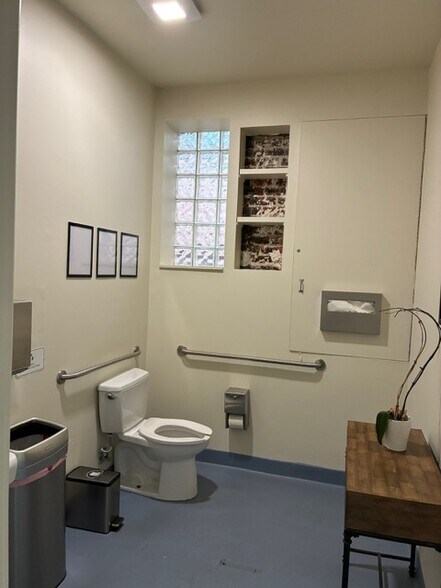 More Photos Of 1616-1624 California St, San Francisco Office For Lease