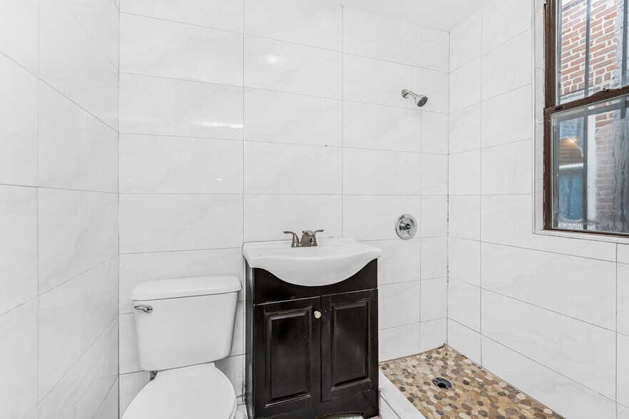 More Photos Of 3910 White Plains Rd, Bronx Storefront Retail Office For Sale