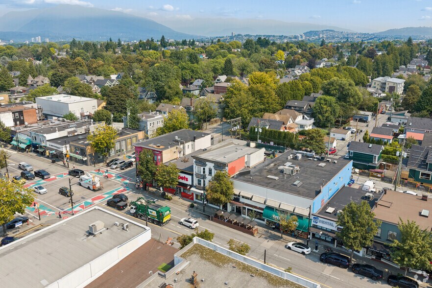 More Photos Of 1714-1718 Commercial Dr, Vancouver Storefront Retail Residential For Lease