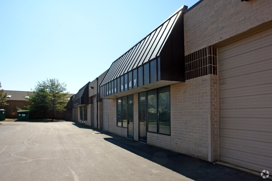 More Photos Of 8176-8202 Beechcraft Ave, Gaithersburg Service For Lease