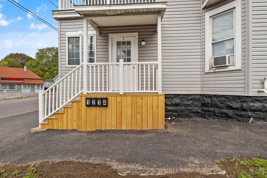 More Photos Of 1002 Butternut St, Syracuse Apartments For Sale
