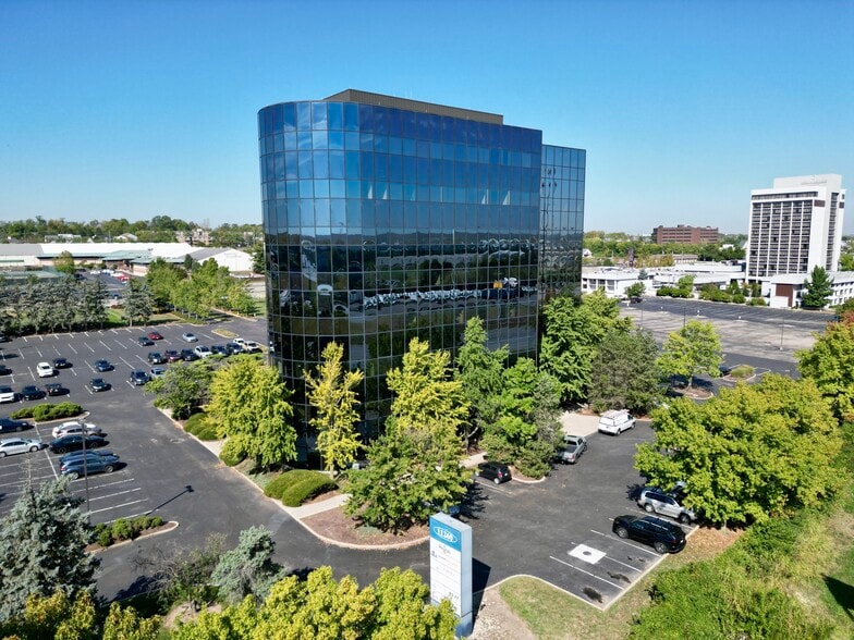 More Photos Of 11260 Chester Rd, Cincinnati Office For Lease