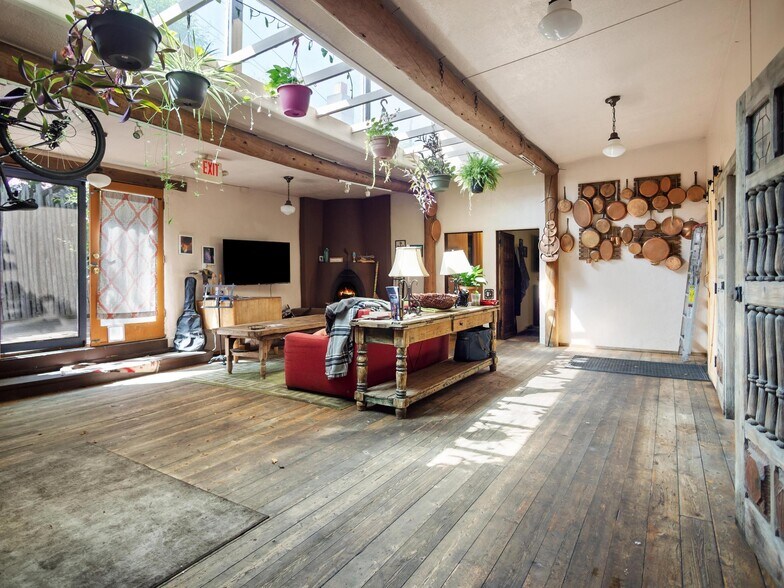 More Photos Of 4179 St Highway 68, Ranchos De Taos Industrial For Sale