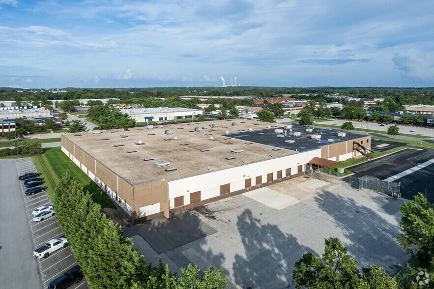 More Photos Of 6720 Baymeadow Dr, Glen Burnie Warehouse For Lease