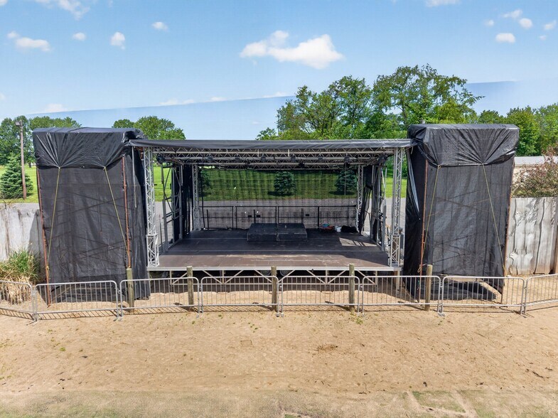 More Photos Of 1121 Route 12, Frenchtown Bar For Sale