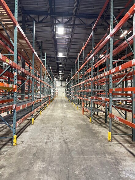 More Photos Of 2655 E Richmond St, Shawano Warehouse For Lease