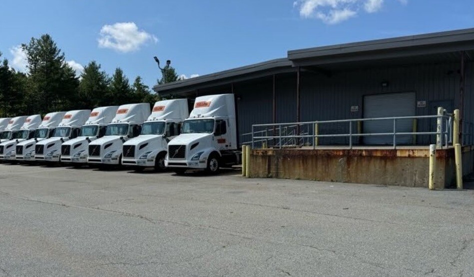 More Photos Of 28 Sterling Rd, Billerica Truck Terminal For Lease