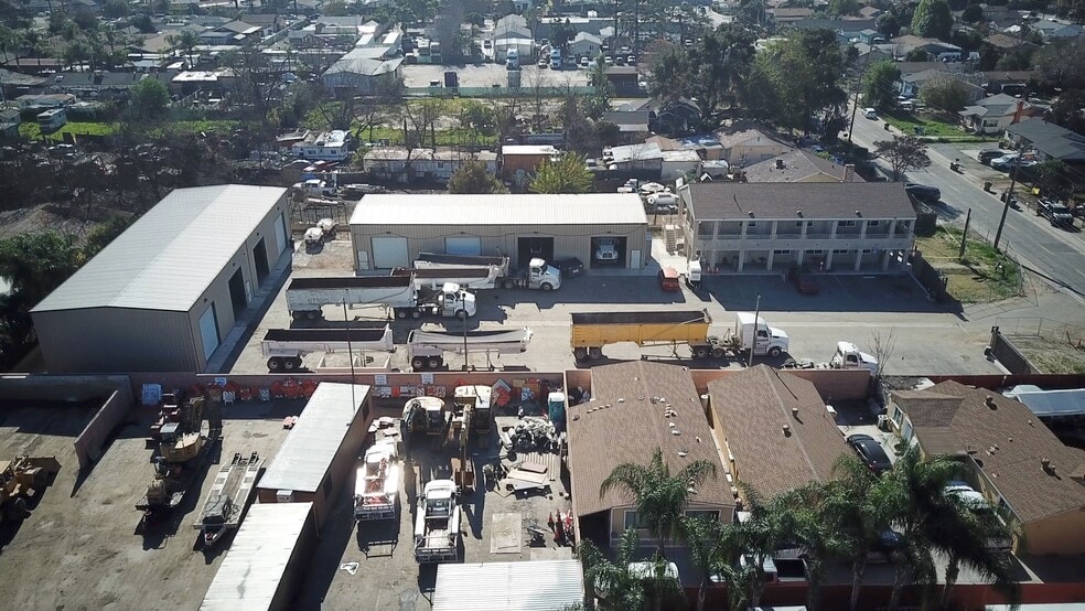 More Photos Of 11185 Roswell Ave, Pomona Warehouse For Lease