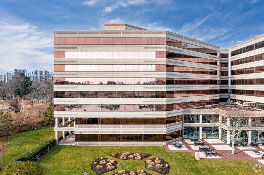 Primary Photo Of 333 Ludlow St, Stamford Office For Lease