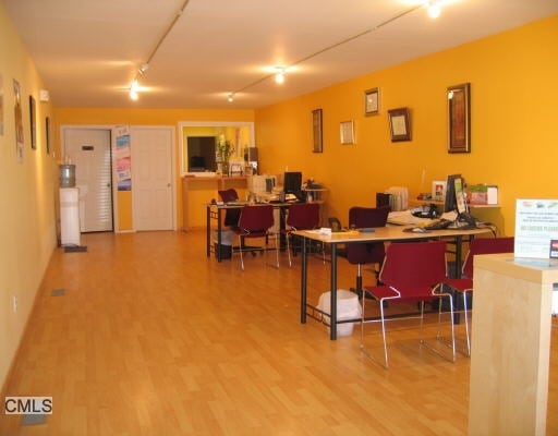 More Photos Of 76 Cedar St, Norwalk Office For Sale