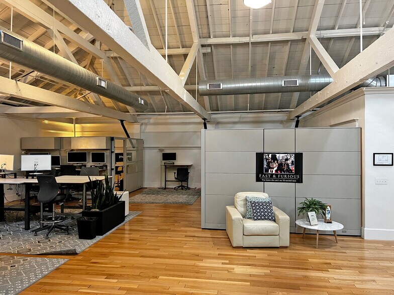 More Photos Of 925 De La Vina St, Santa Barbara Office For Lease