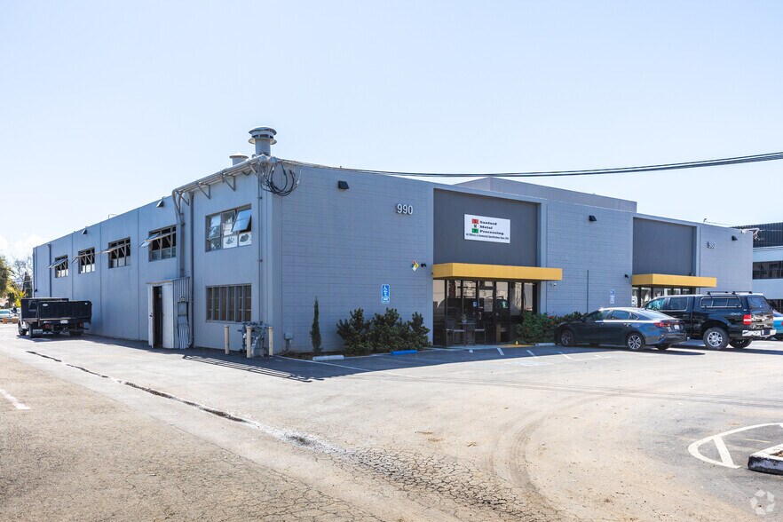 More Photos Of 980-990 O'Brien Dr, Menlo Park Manufacturing For Lease