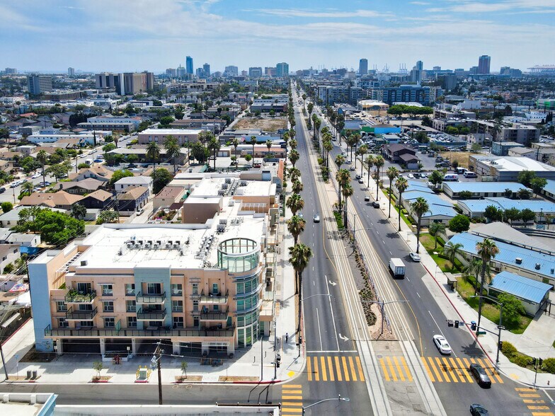 More Photos Of 1598 Long Beach Blvd, Long Beach Storefront Retail Office For Sale