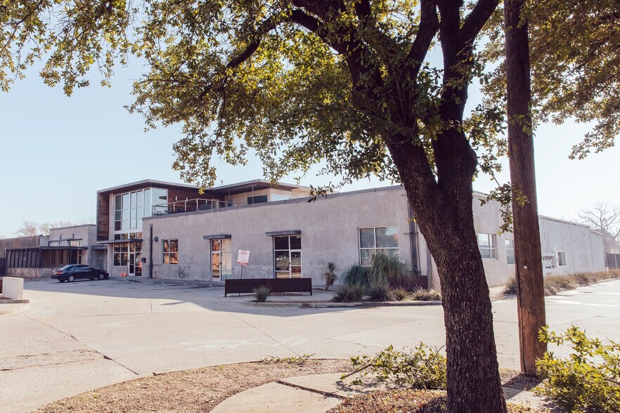 More Photos Of 4000 East Side Ave, Dallas Loft Creative Space For Lease