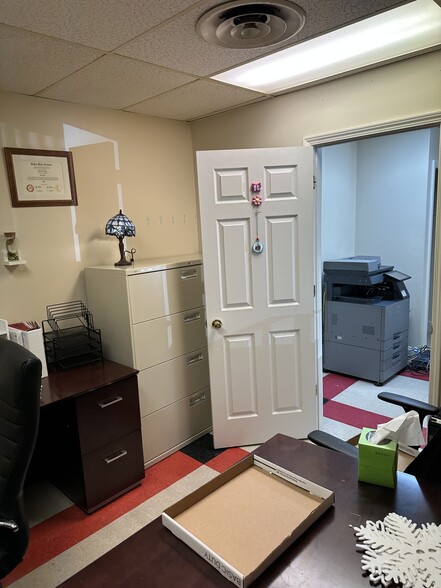 More Photos Of 3310 Kent Rd, Stow Unknown For Lease