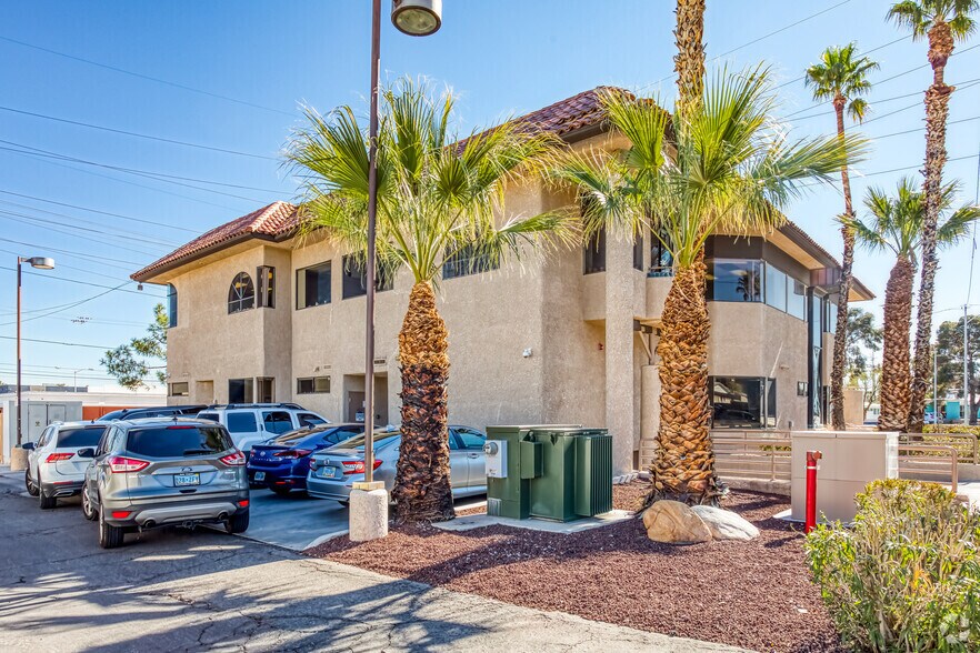 More Photos Of 1750 E Desert Inn Rd, Las Vegas Medical For Lease