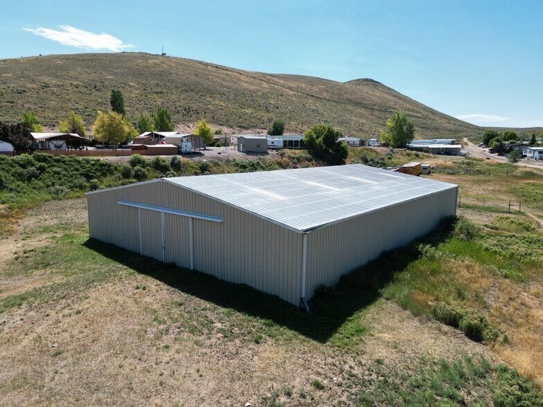 More Photos Of 2984 Sweetwater Pk dr, Garden City Industrial For Lease