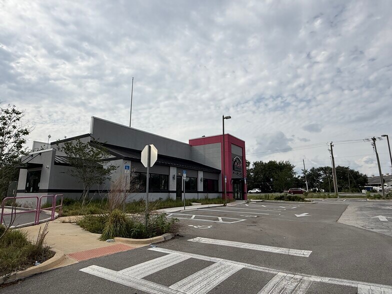 More Photos Of 5320 N Orange Blossom Trl, Orlando Restaurant For Sale