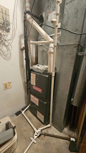 More Photos Of 17236 Harlem Ave, Tinley Park Office For Sale