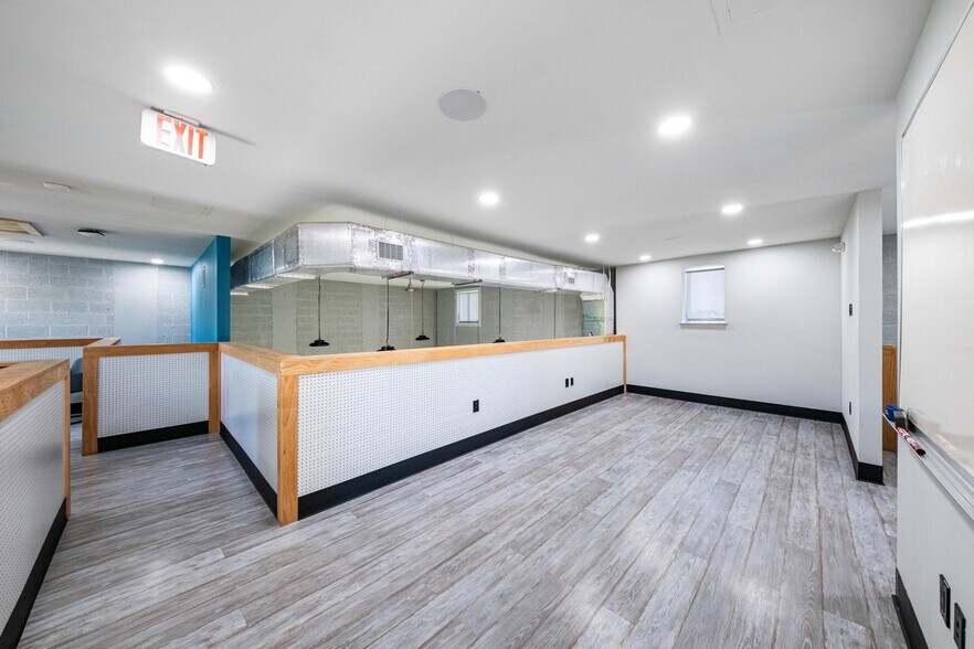 More Photos Of 3305 SW 37th Ave, Miami Office For Sale