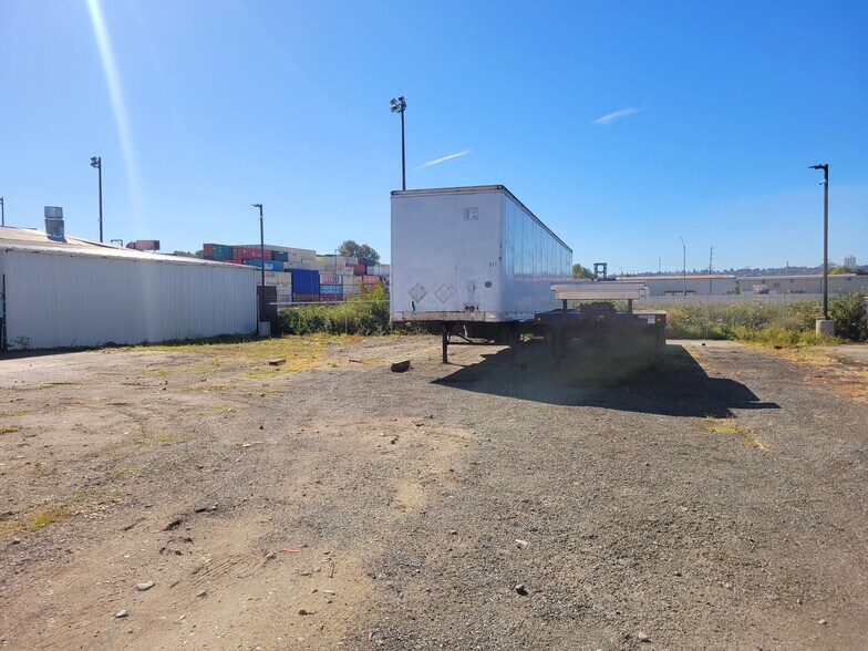 More Photos Of 1938 Milwaukee Way, Tacoma Warehouse For Sale