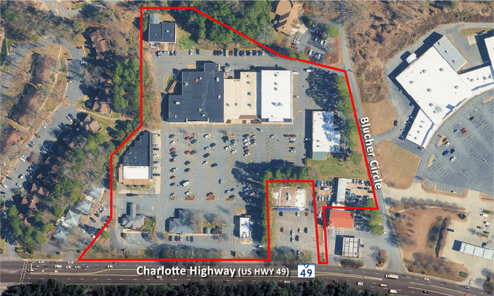 More Photos Of 4076-4100 Charlotte Hwy, Lake Wylie General Retail For Lease