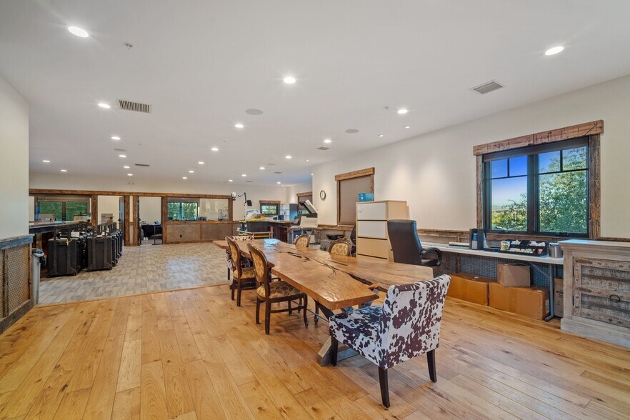 More Photos Of 5373 Highway 224, Park City Medical For Sale